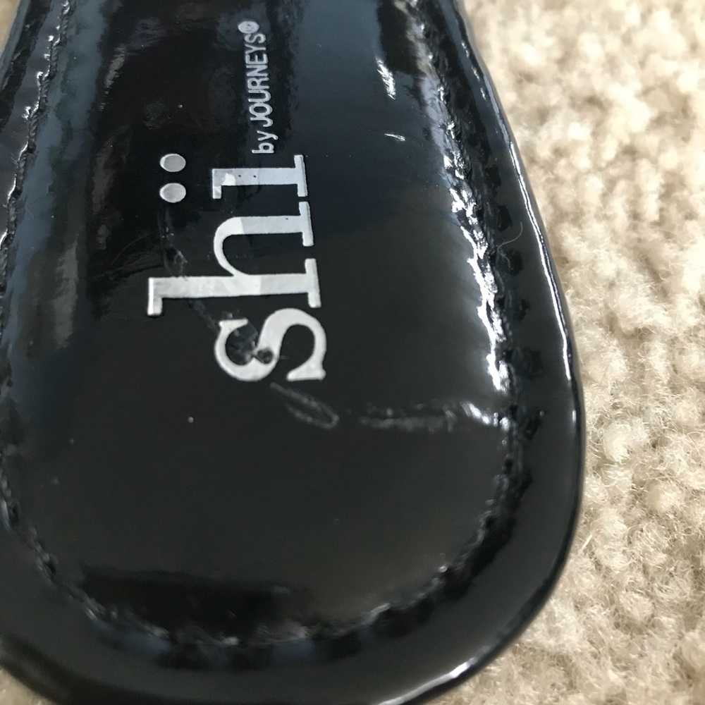 Fancy Black Flip Flops with Jewel Bands - Picture 4 of 6